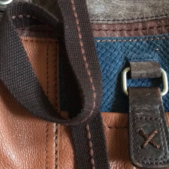 Slouchy Rustic Leather Side Satchel - Picture 9 of 9